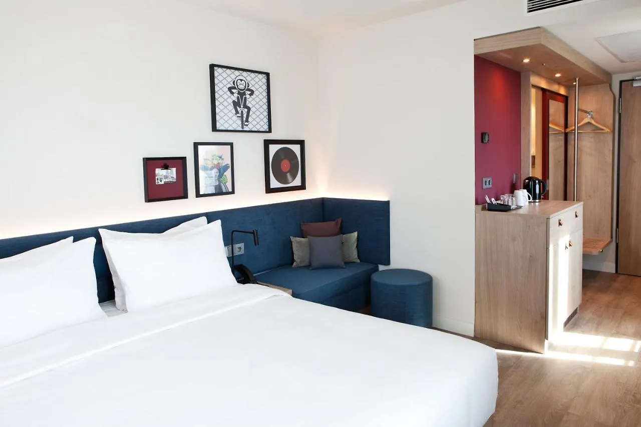 Hotel Hampton By Hilton Regensburg