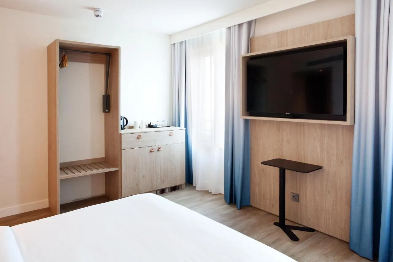 Hotel Hampton By Hilton Regensburg