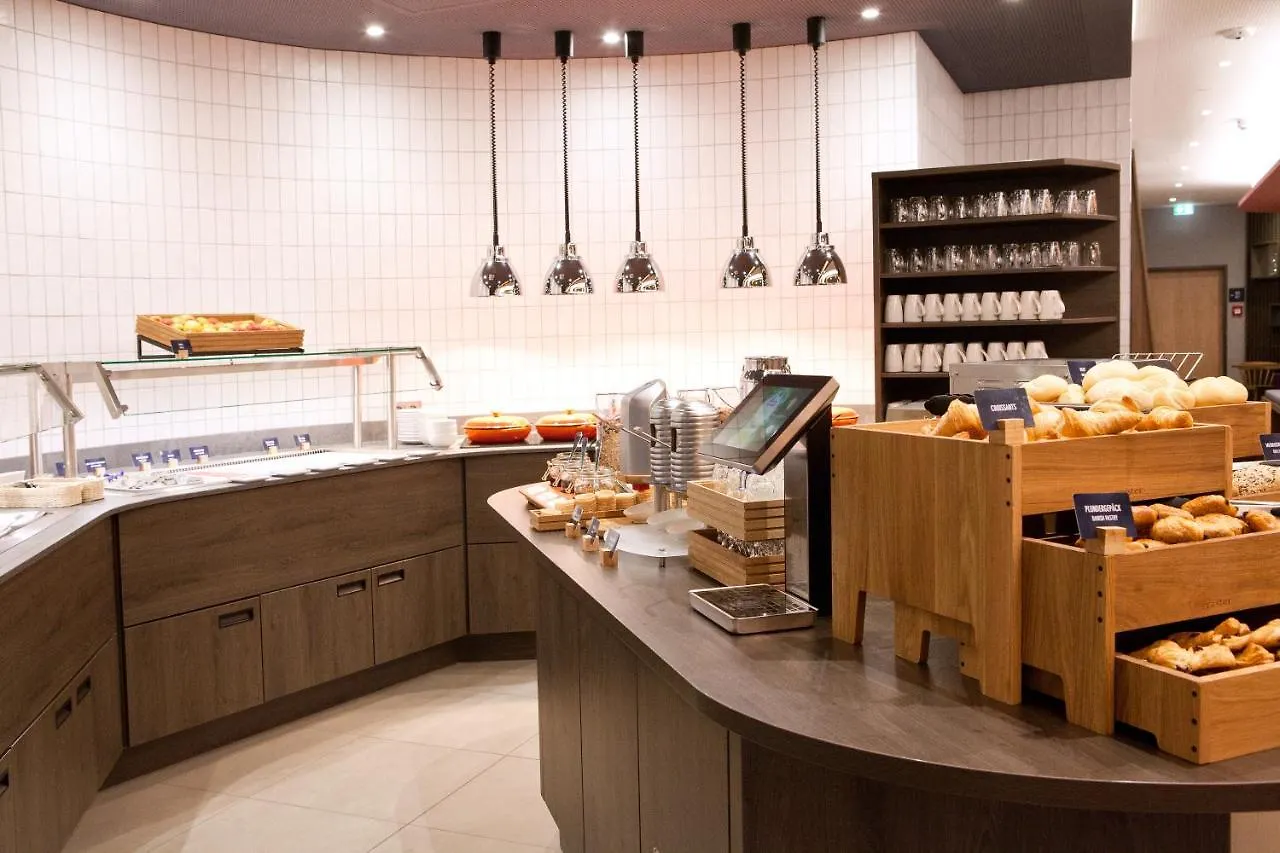 Hotel Hampton By Hilton Regensburg 3*,  Deutschland
