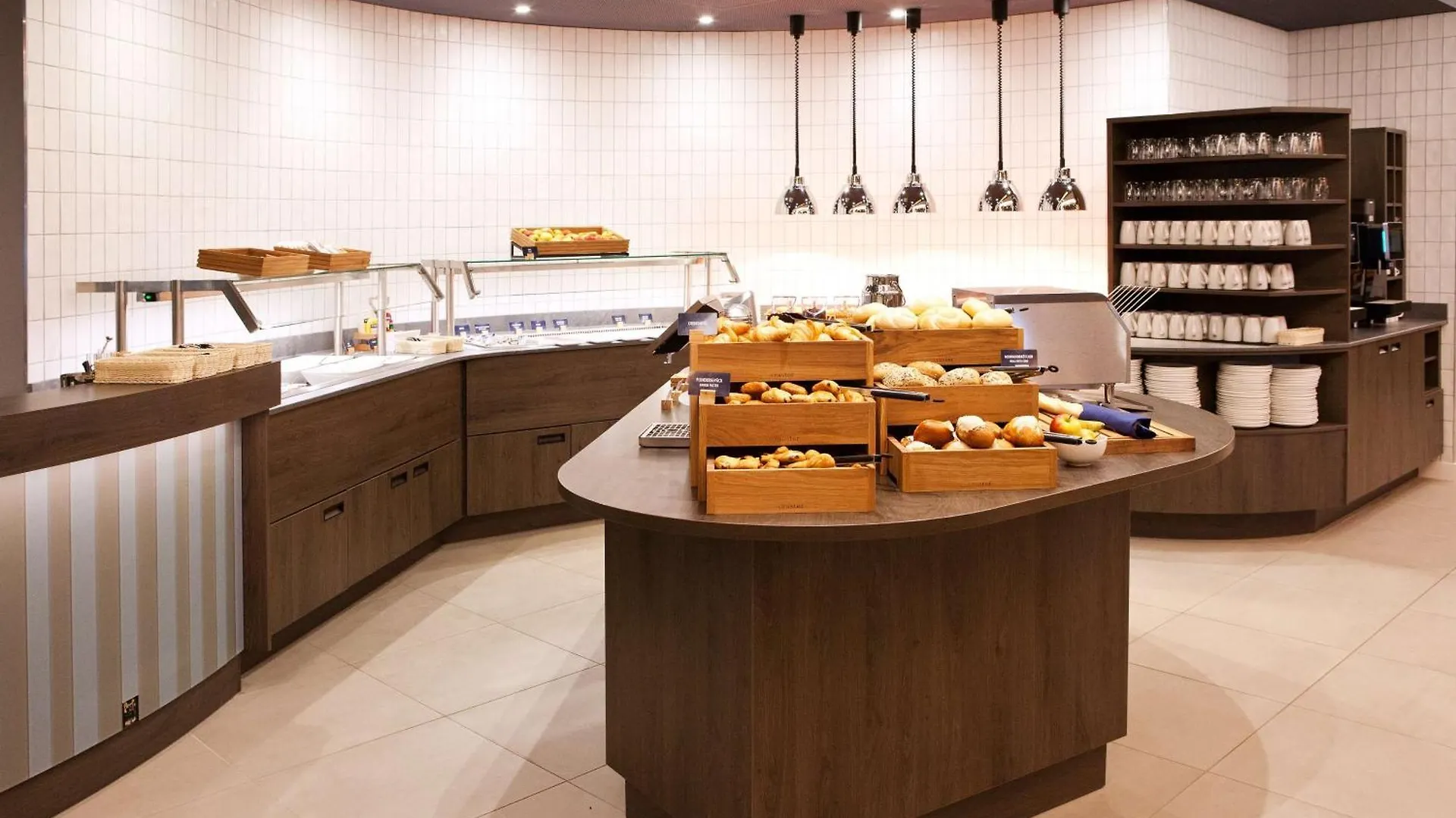 Hotel Hampton By Hilton Regensburg