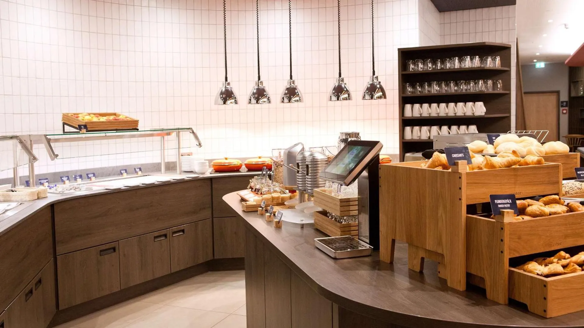 Hotel Hampton By Hilton Regensburg