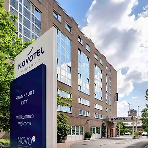 **** Hotel Novotel Frankfurt Germany