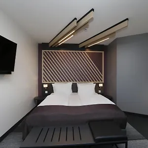 Berlin-airport 3* Schönefeld
