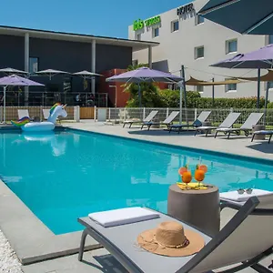 Ibis Styles Portes Du Luberon 3* Pertuis