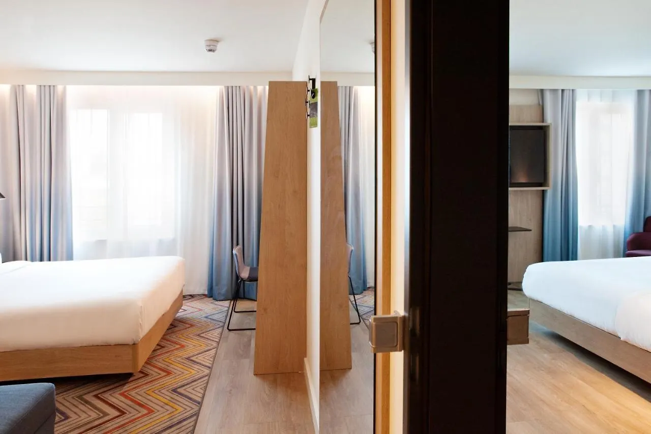 Hotel Hampton By Hilton Řezno