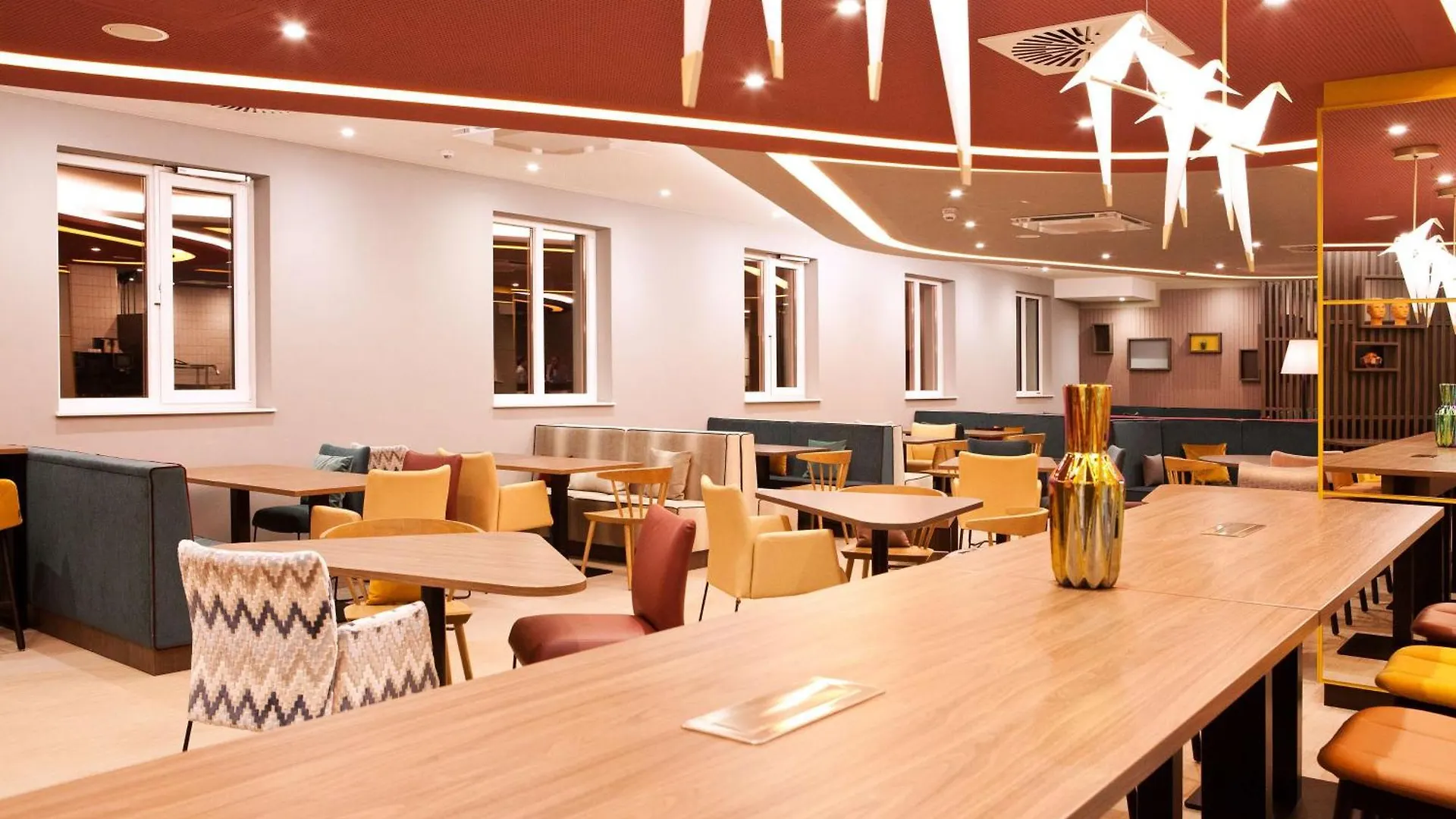 Hotel Hampton By Hilton Řezno Německo